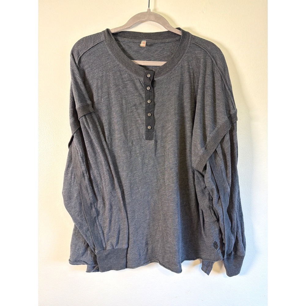 Free People Movement One Up Henley Top Gray Long Sleeve Relaxed Snap Lagenlook